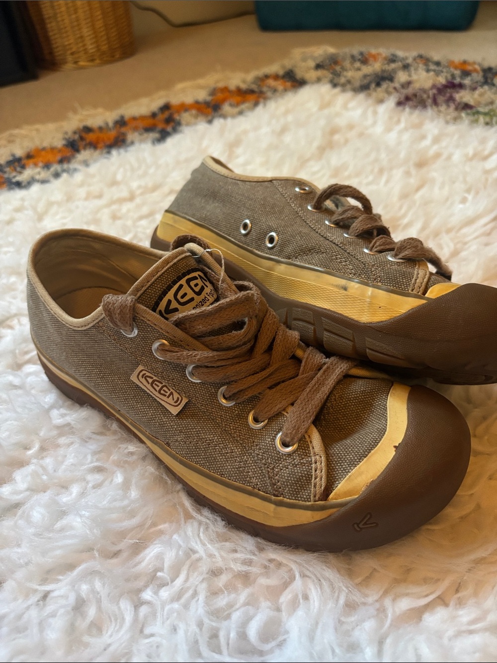 Keen Ventura Canvas Hiking Low Shoe, Size US8, EU 38.5, UK 5.5, CM 25 - Picture 3 of 15